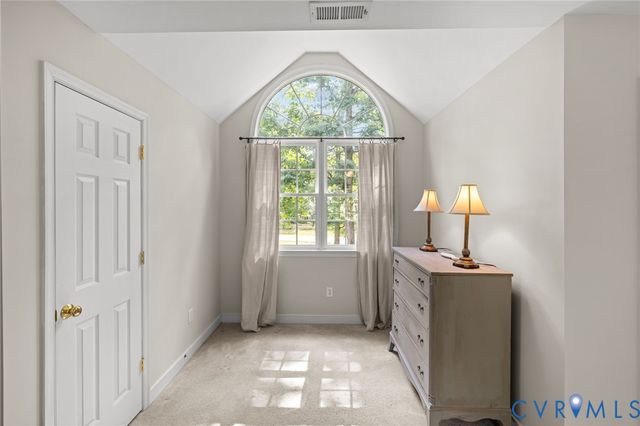 1937 Huguenot Hundred Dr, Midlothian, VA 23113