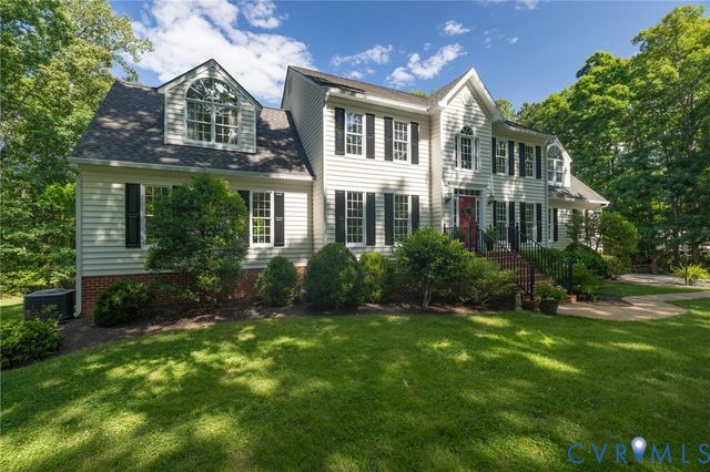 1937 Huguenot Hundred Dr, Midlothian, VA 23113