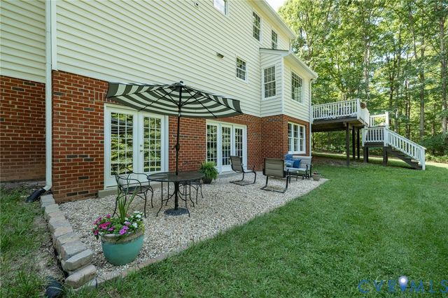 1937 Huguenot Hundred Dr, Midlothian, VA 23113