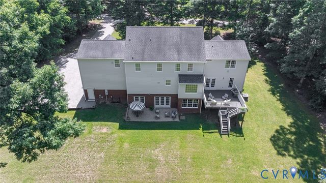 1937 Huguenot Hundred Dr, Midlothian, VA 23113
