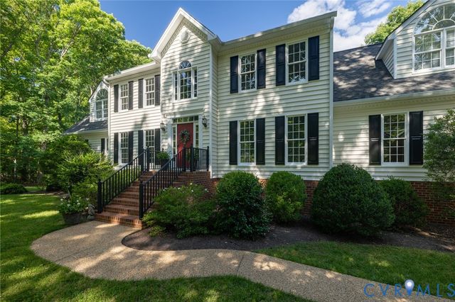 1937 Huguenot Hundred Dr, Midlothian, VA 23113