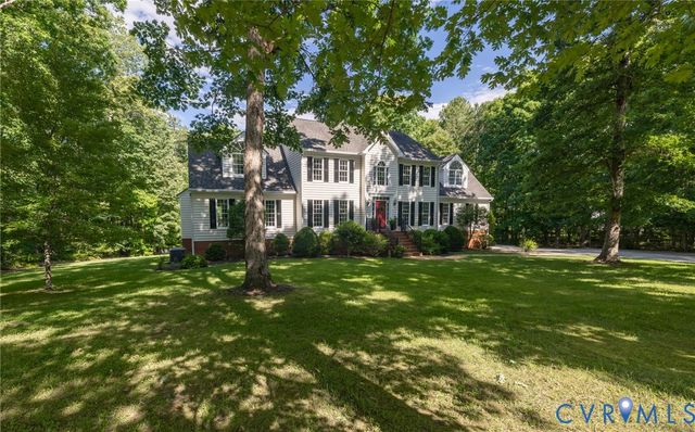 1937 Huguenot Hundred Dr, Midlothian, VA 23113