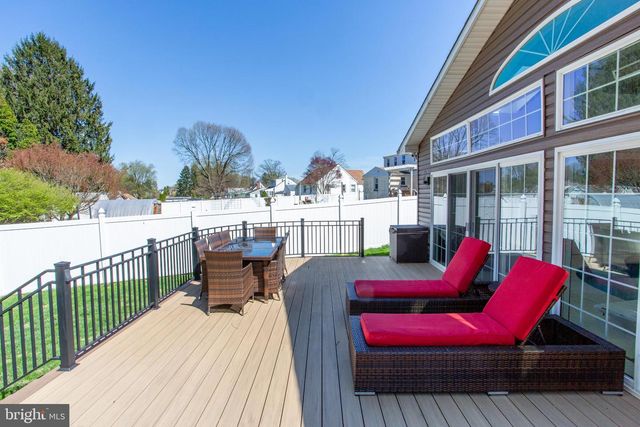 26 DOLTON RD, Feasterville Trevose, PA 19053