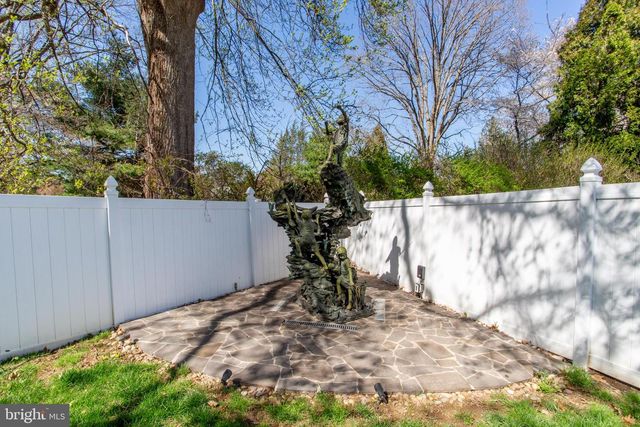 26 DOLTON RD, Feasterville Trevose, PA 19053