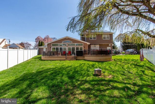 26 DOLTON RD, Feasterville Trevose, PA 19053