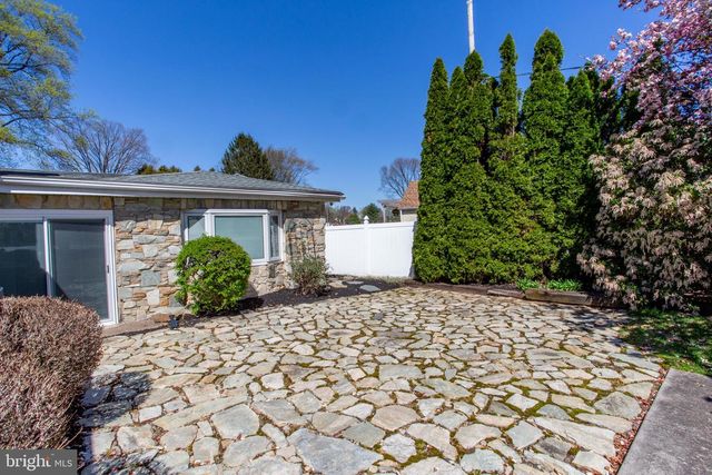 26 DOLTON RD, Feasterville Trevose, PA 19053