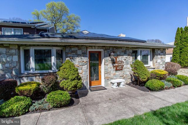 26 DOLTON RD, Feasterville Trevose, PA 19053