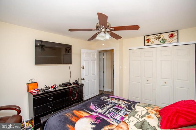 26 DOLTON RD, Feasterville Trevose, PA 19053