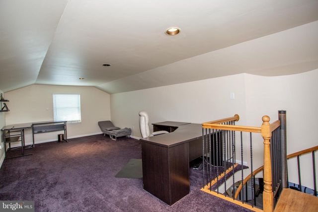 26 DOLTON RD, Feasterville Trevose, PA 19053