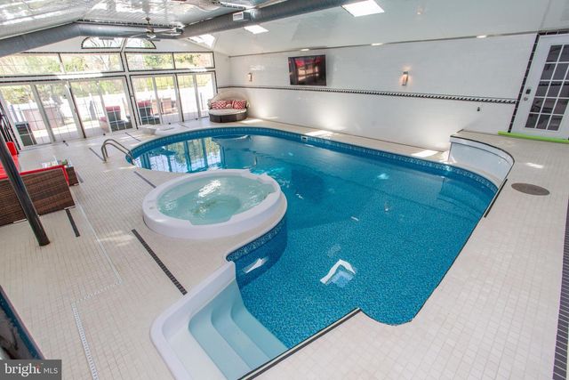 26 DOLTON RD, Feasterville Trevose, PA 19053