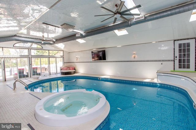 26 DOLTON RD, Feasterville Trevose, PA 19053