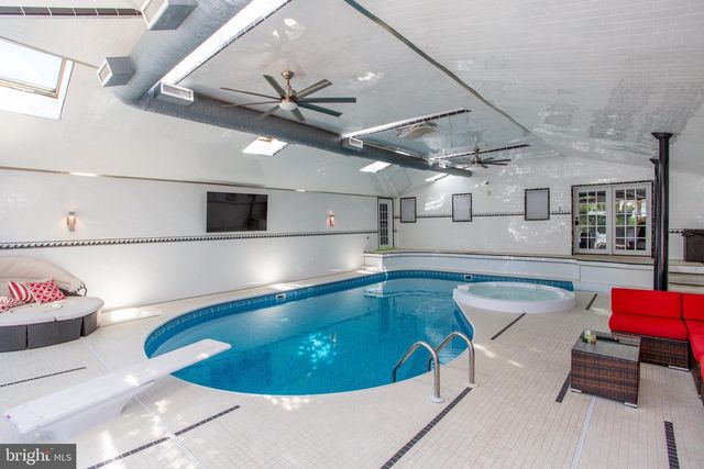 26 DOLTON RD, Feasterville Trevose, PA 19053