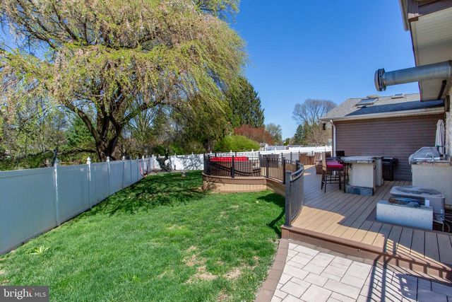 26 DOLTON RD, Feasterville Trevose, PA 19053