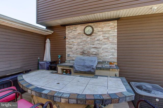 26 DOLTON RD, Feasterville Trevose, PA 19053