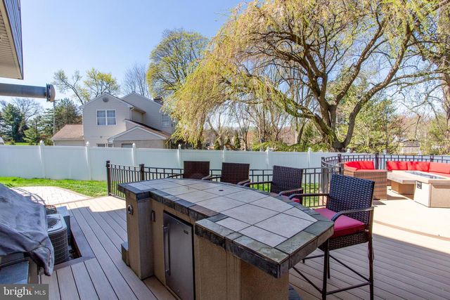 26 DOLTON RD, Feasterville Trevose, PA 19053