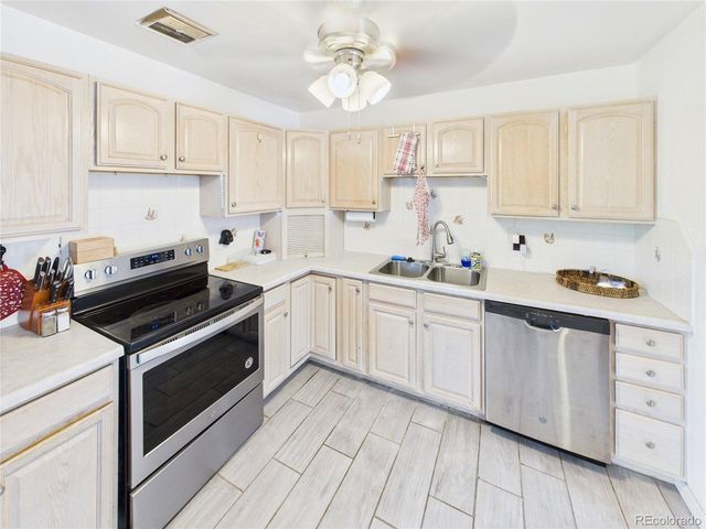 3210 Shalimar Ter, Pueblo, CO 81008