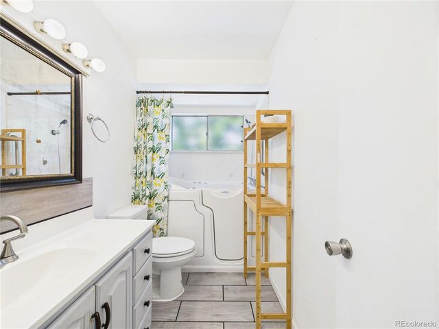 3210 Shalimar Ter, Pueblo, CO 81008