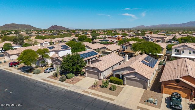 7340 W Mesquite River Drive, Tucson, AZ 85743