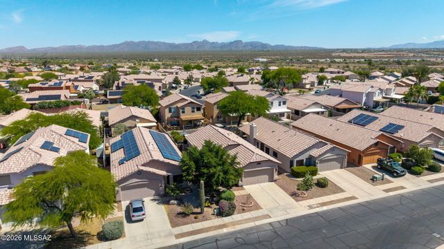 7340 W Mesquite River Drive, Tucson, AZ 85743