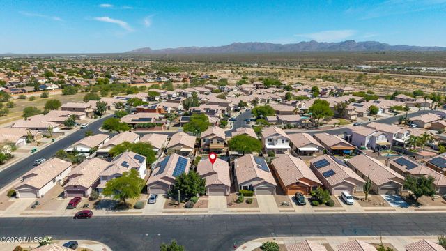 7340 W Mesquite River Drive, Tucson, AZ 85743