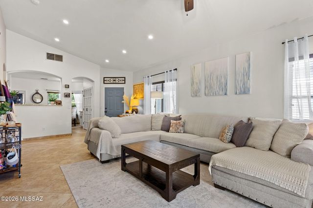 7340 W Mesquite River Drive, Tucson, AZ 85743