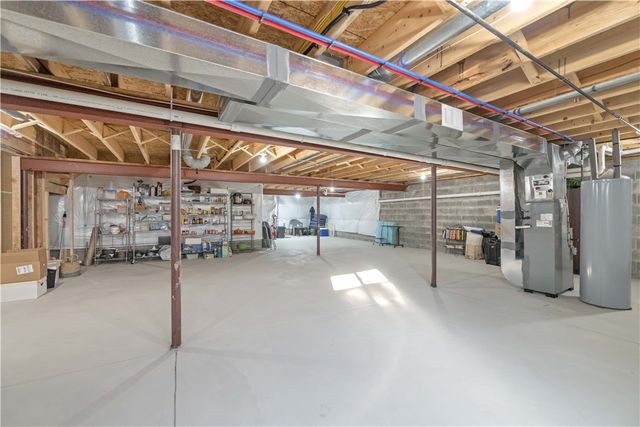 71 Timber Creek Trail, Gates, NY 14606