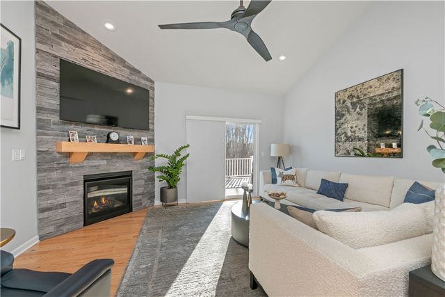 71 Timber Creek Trail, Gates, NY 14606