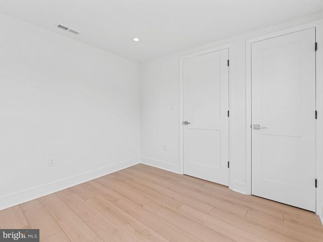 116 SWEDESBORO AVE, Gibbstown, NJ 08027
