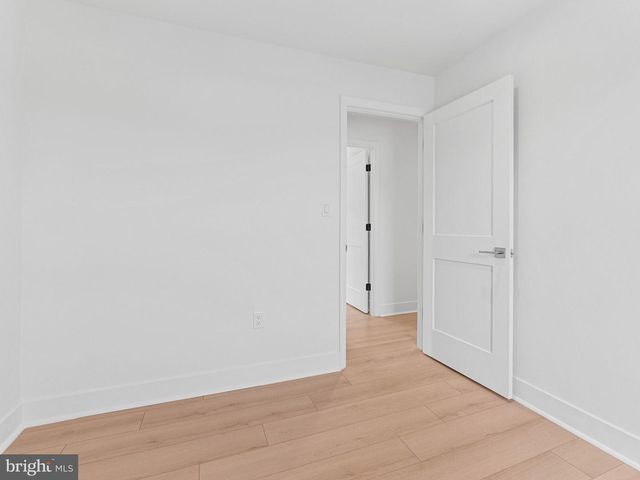 116 SWEDESBORO AVE, Gibbstown, NJ 08027