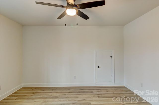 1041 Harrogate Drive, Bessemer City, NC 28016