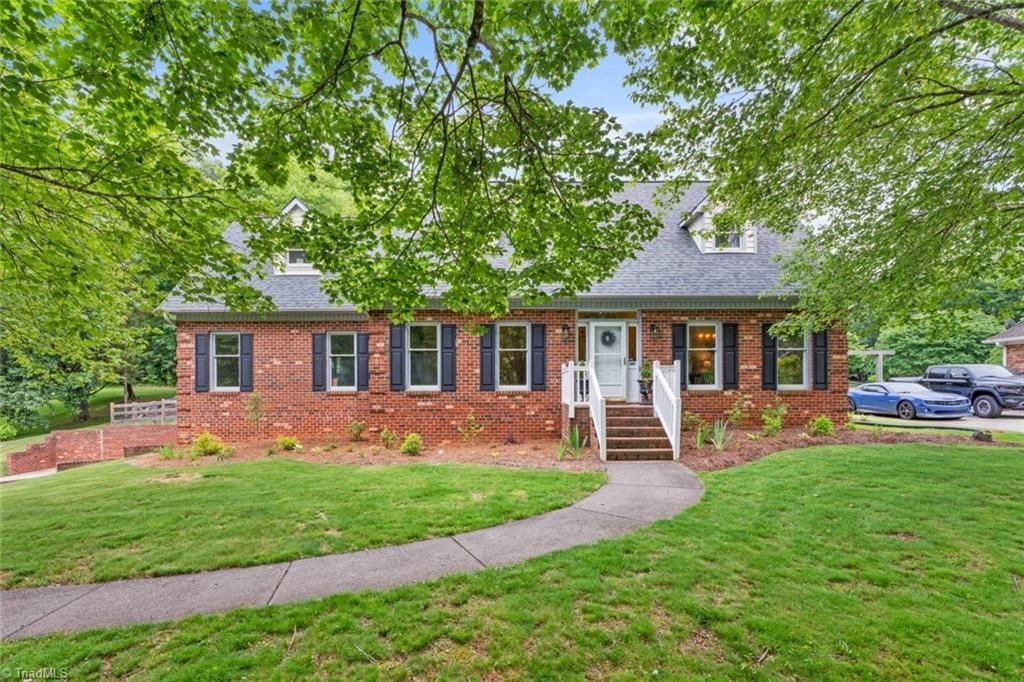 641 Doe Run Drive, Kernersville, NC 27284