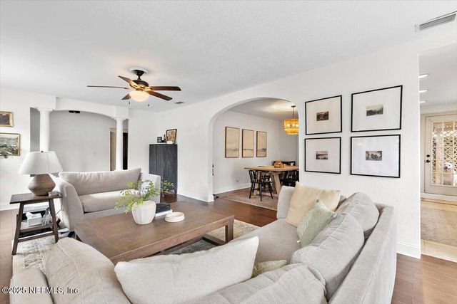 4648 FREMONT Street, Jacksonville, FL 32210