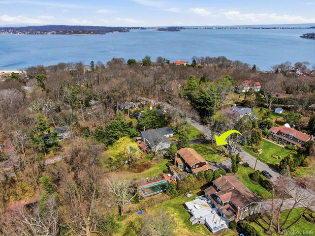 35 East Neck Road, Huntington, NY 11743