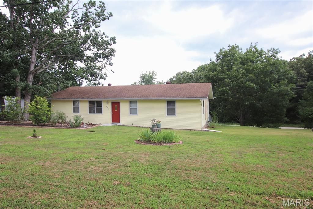 1001 Sappington Bridge Road, Sullivan, MO 63080