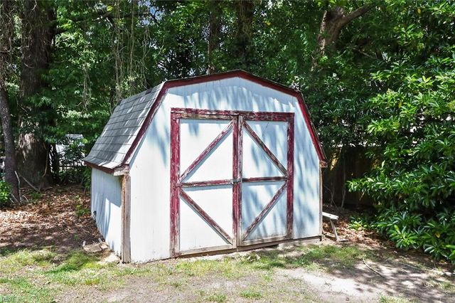 501 Deep Creek Road, Newport News, VA 23606