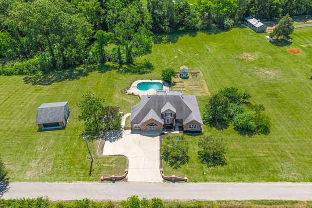 1365 Norman Lane, Clarksville, TN 37040
