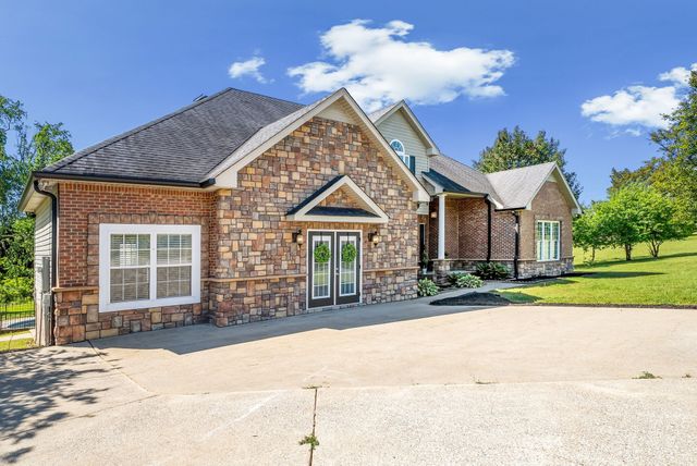 1365 Norman Lane, Clarksville, TN 37040