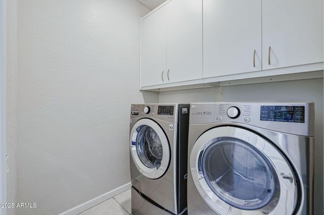 2037 E Charlotte Drive, Phoenix, AZ 85024