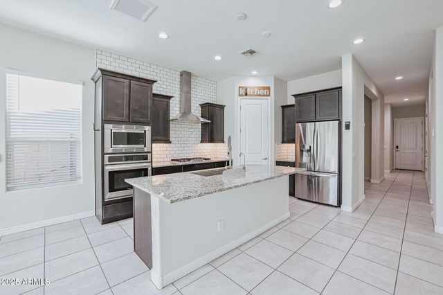 2037 E Charlotte Drive, Phoenix, AZ 85024