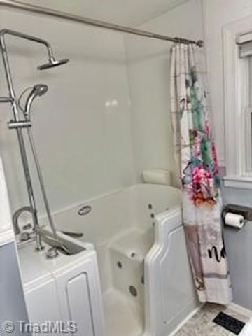 3391 Asbury Road, Mount Airy, NC 27030