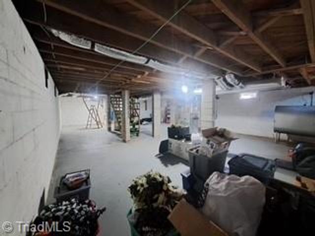 3391 Asbury Road, Mount Airy, NC 27030