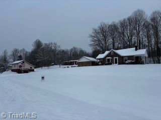 3391 Asbury Road, Mount Airy, NC 27030