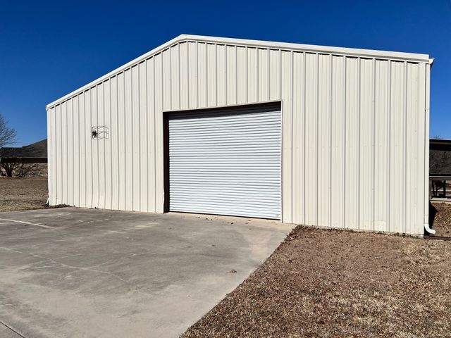113 Bogey, Comanche, TX 76442