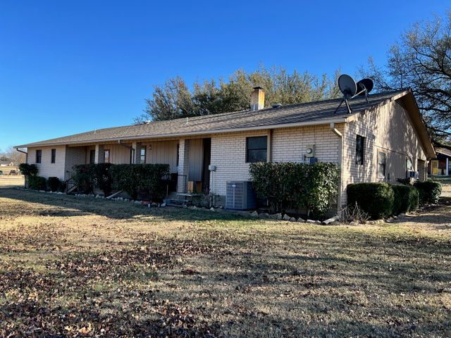 113 Bogey, Comanche, TX 76442