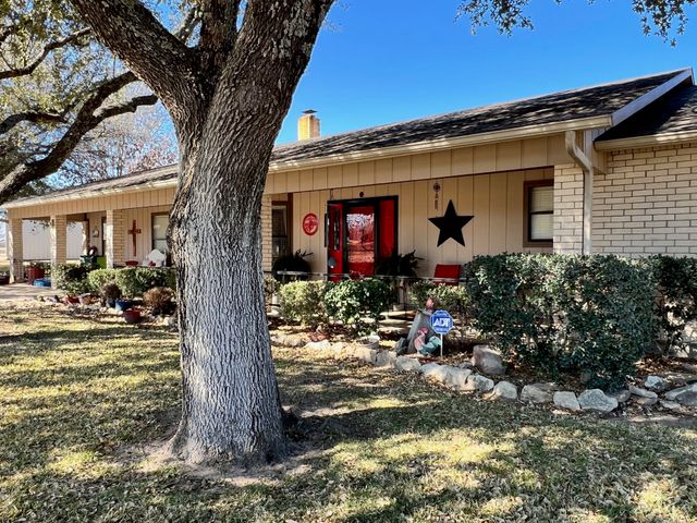 113 Bogey, Comanche, TX 76442