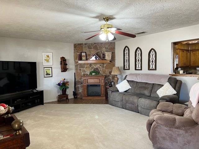 113 Bogey, Comanche, TX 76442