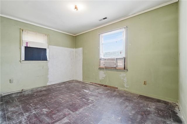 864 Lasser DR, Norfolk, VA 23513