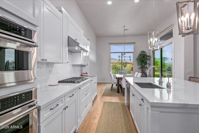 10876 E CELESTIAL Drive, Scottsdale, AZ 85262