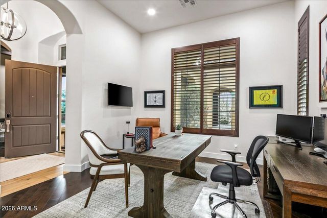 10876 E CELESTIAL Drive, Scottsdale, AZ 85262