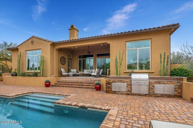 10876 E CELESTIAL Drive, Scottsdale, AZ 85262